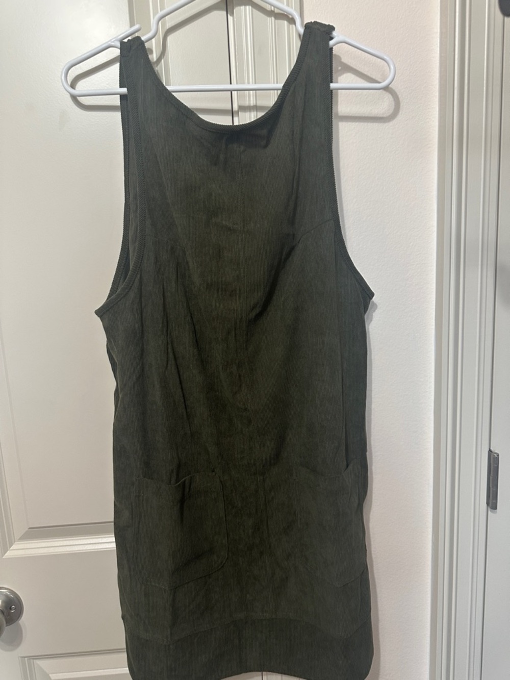 Sleeveless Olive Mini Dress with Front Pockets